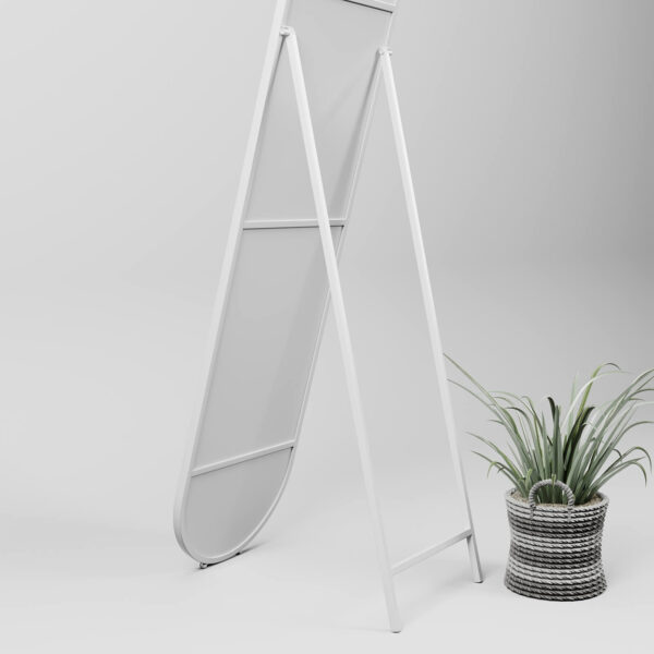 Mirror small white studio 02 (1)