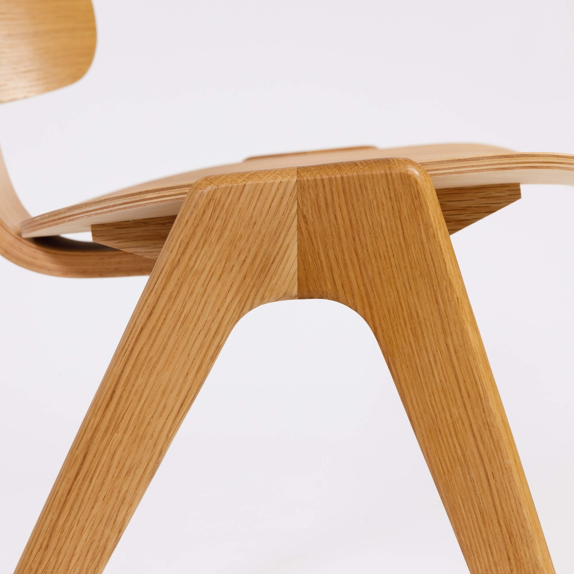 כיסא Wooden Oak Flat כיסא Wooden Oak Flat